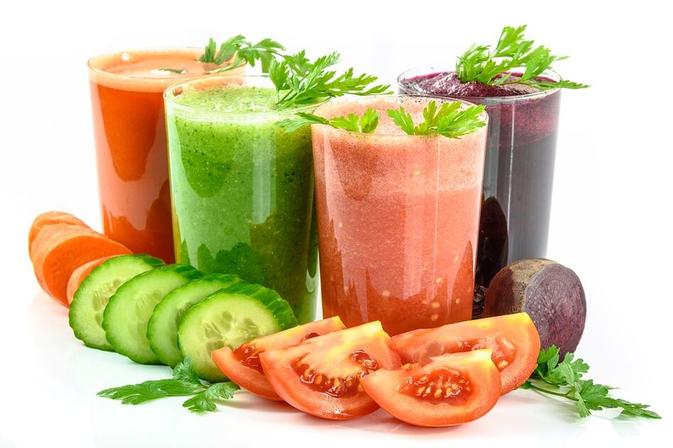 frullati di verdure per la perdita di peso e la pulizia del corpo